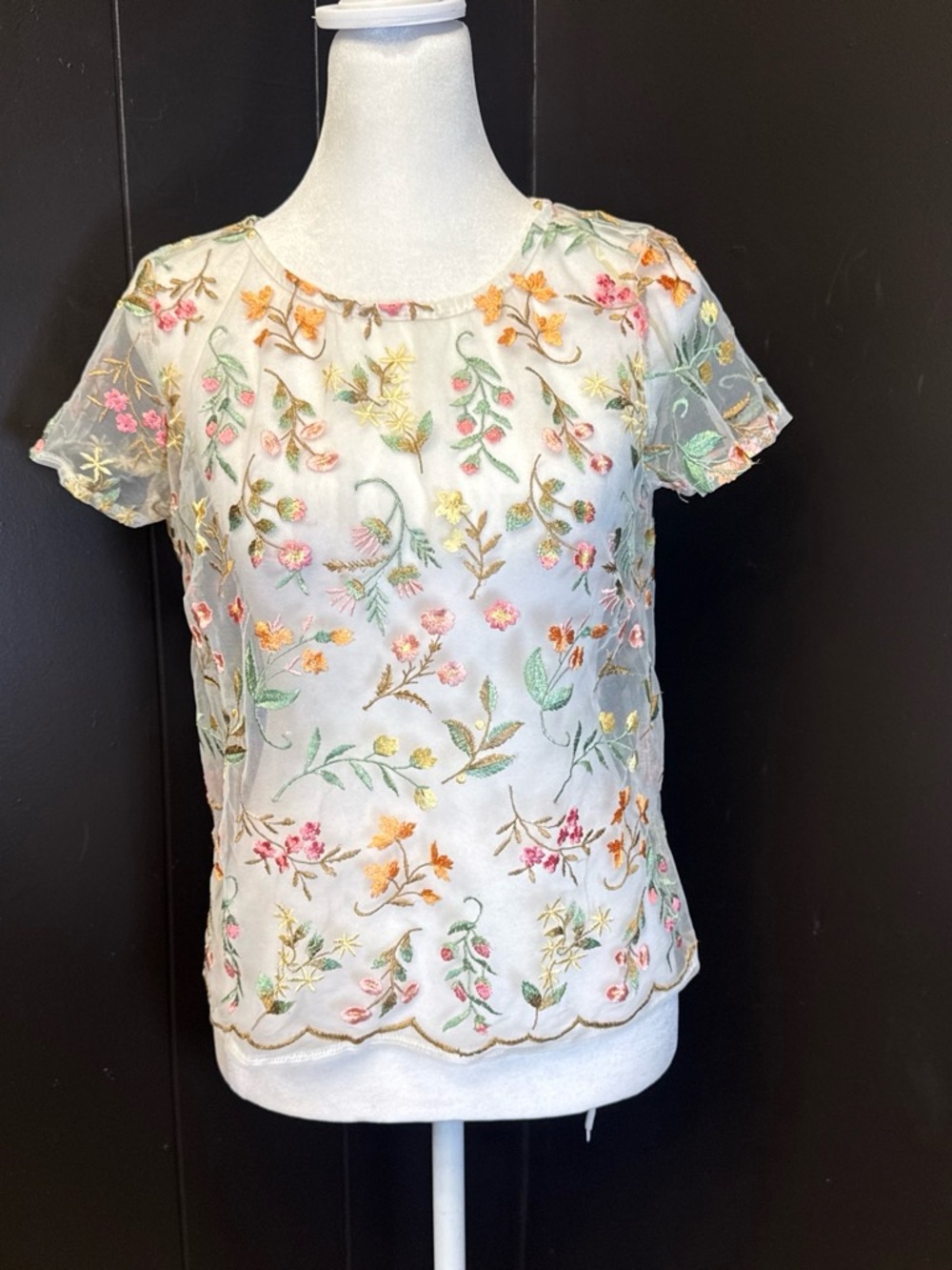 Sheer White Floral Embroidered Short-Sleeve Blouse